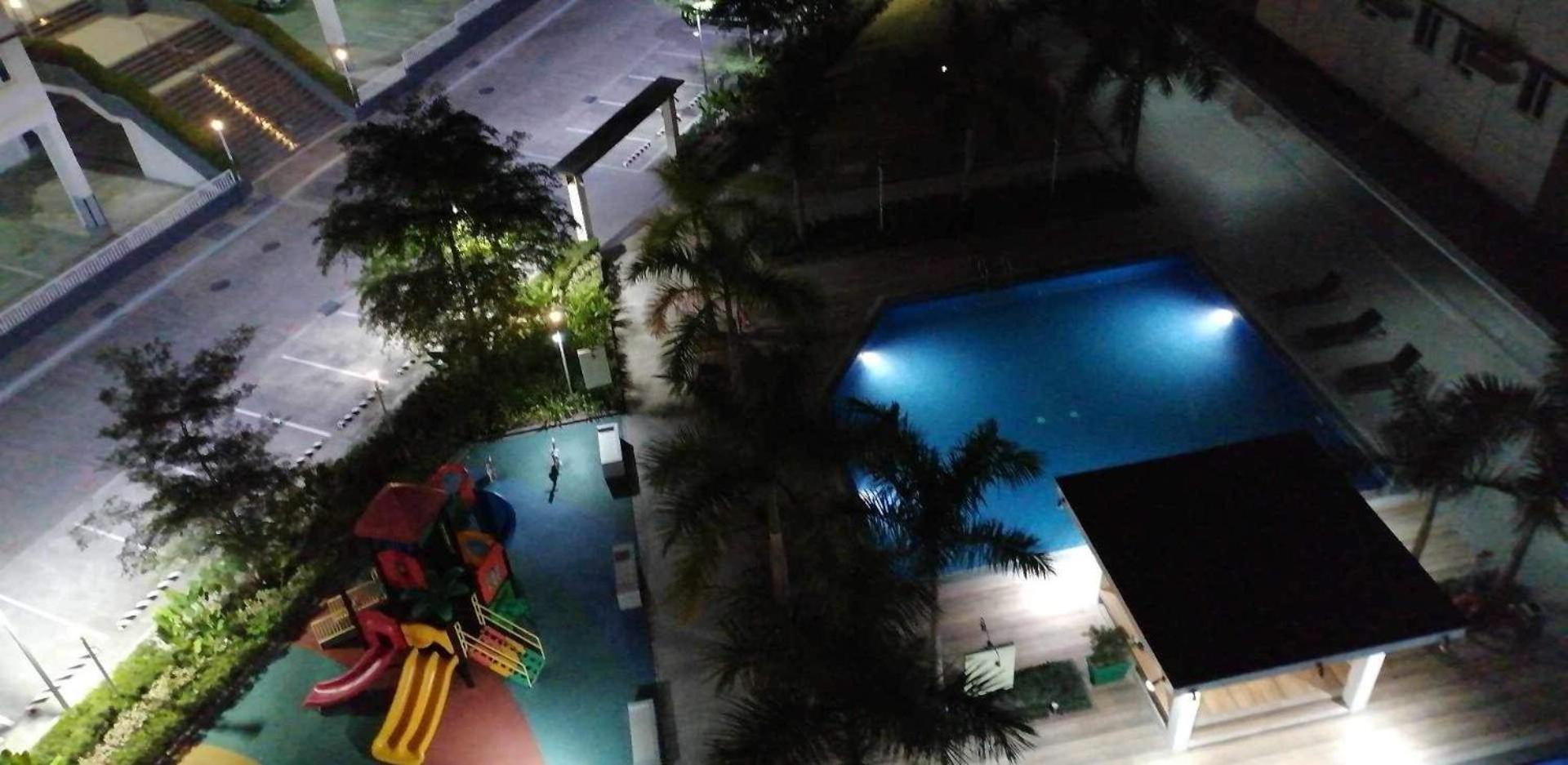 J & F Homestay - Cavite, Philippines Trece Martires Dış mekan fotoğraf