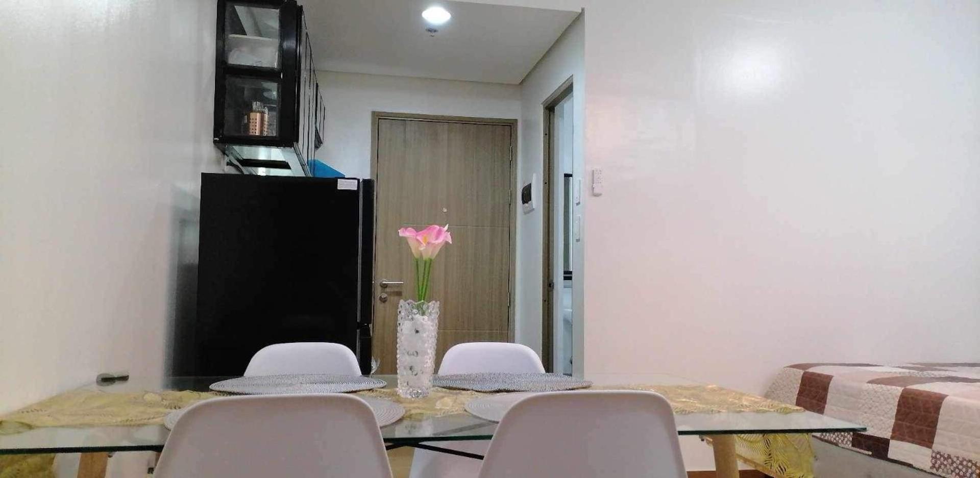J & F Homestay - Cavite, Philippines Trece Martires Dış mekan fotoğraf