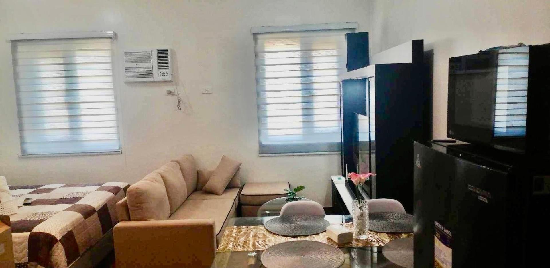 J & F Homestay - Cavite, Philippines Trece Martires Dış mekan fotoğraf