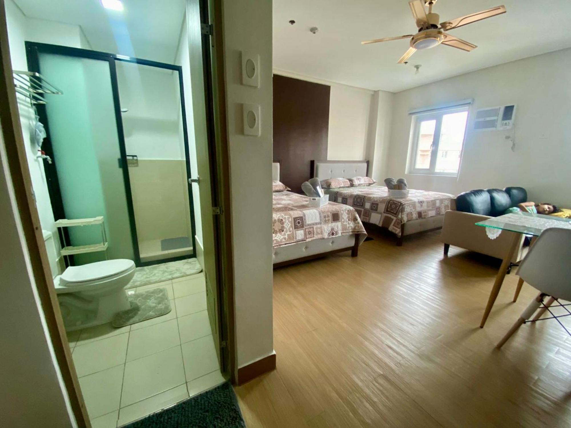 J & F Homestay - Cavite, Philippines Trece Martires Dış mekan fotoğraf
