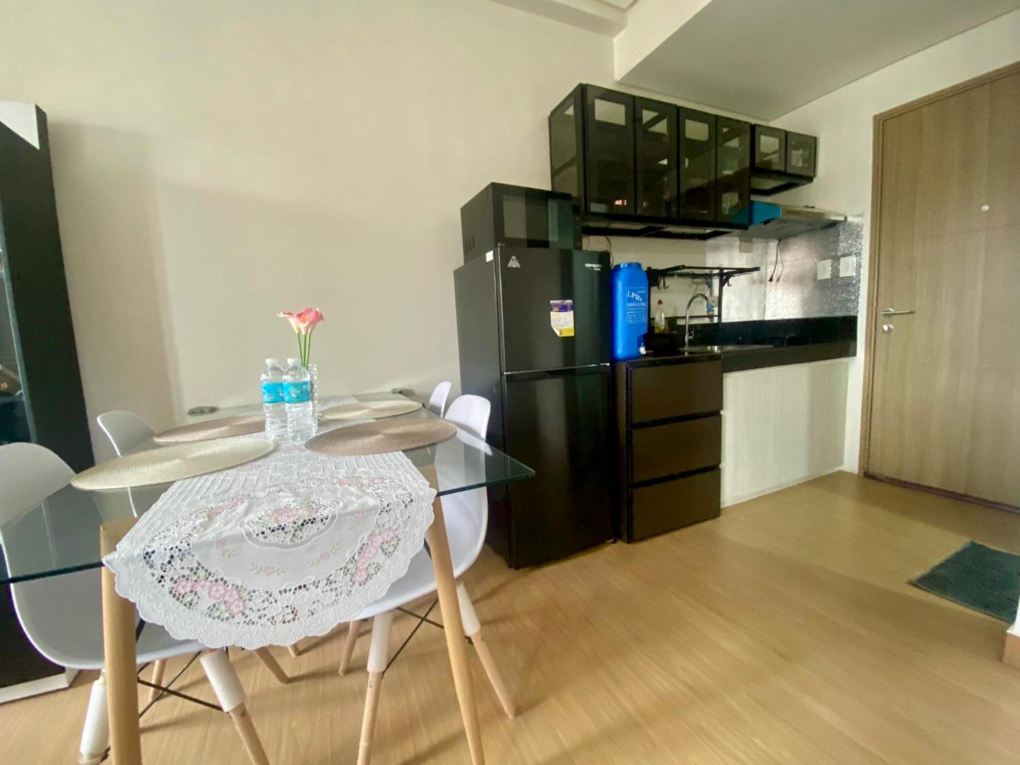 J & F Homestay - Cavite, Philippines Trece Martires Dış mekan fotoğraf